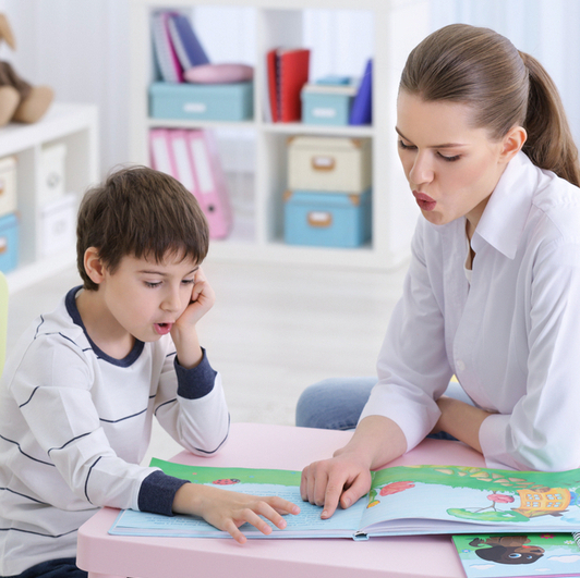 Фотография регистрационной стойки в оздоровительном центре Линии Жизни на улице Батарейная, 259А в городе Славянск-на-Кубани. <img src="registratura.jpg" alt="Регистратура оздоровительного центра Линии Жизни в Славянске-на-Кубани, ул. Батарейная, д. 259А" title="Фотография регистратуры оздоровительного центра Линии Жизни в Славянске-на-Кубани, расположенная по адресу Батарейная улица, дом 259А">